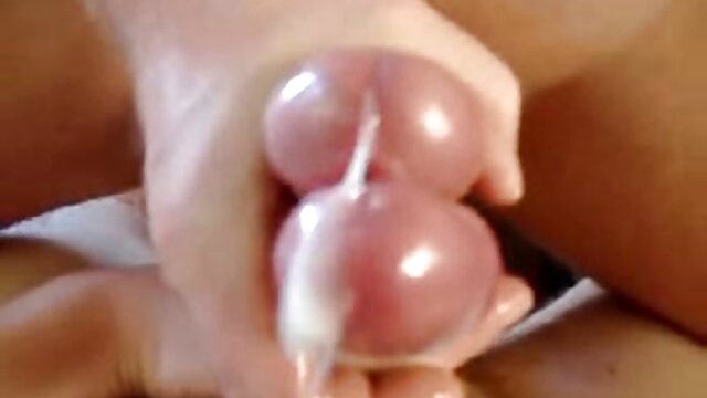 Pornografia sem registo  Loira Boazona em bondage assistir filme pornô de mulher gorda